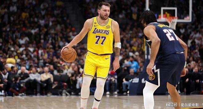 九游游戏平台-丁彦雨航宣布退役