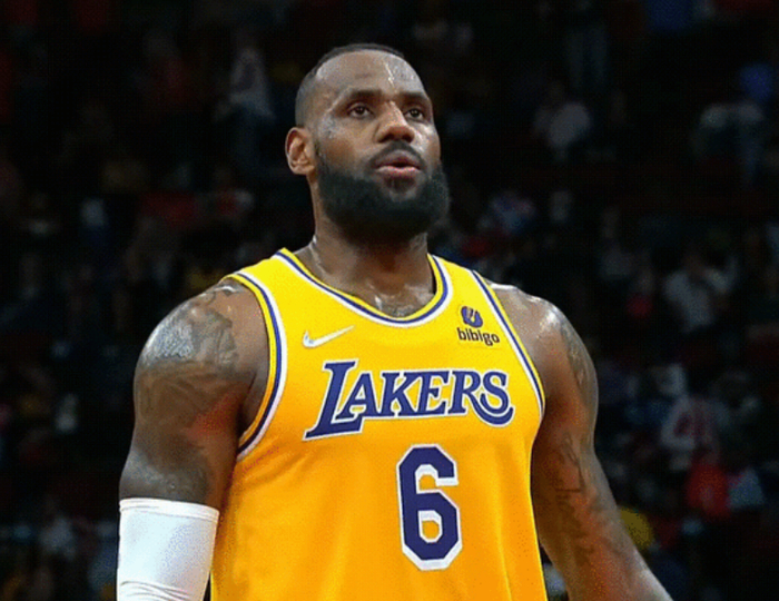 逐出国足第一天奖励远射必进卡